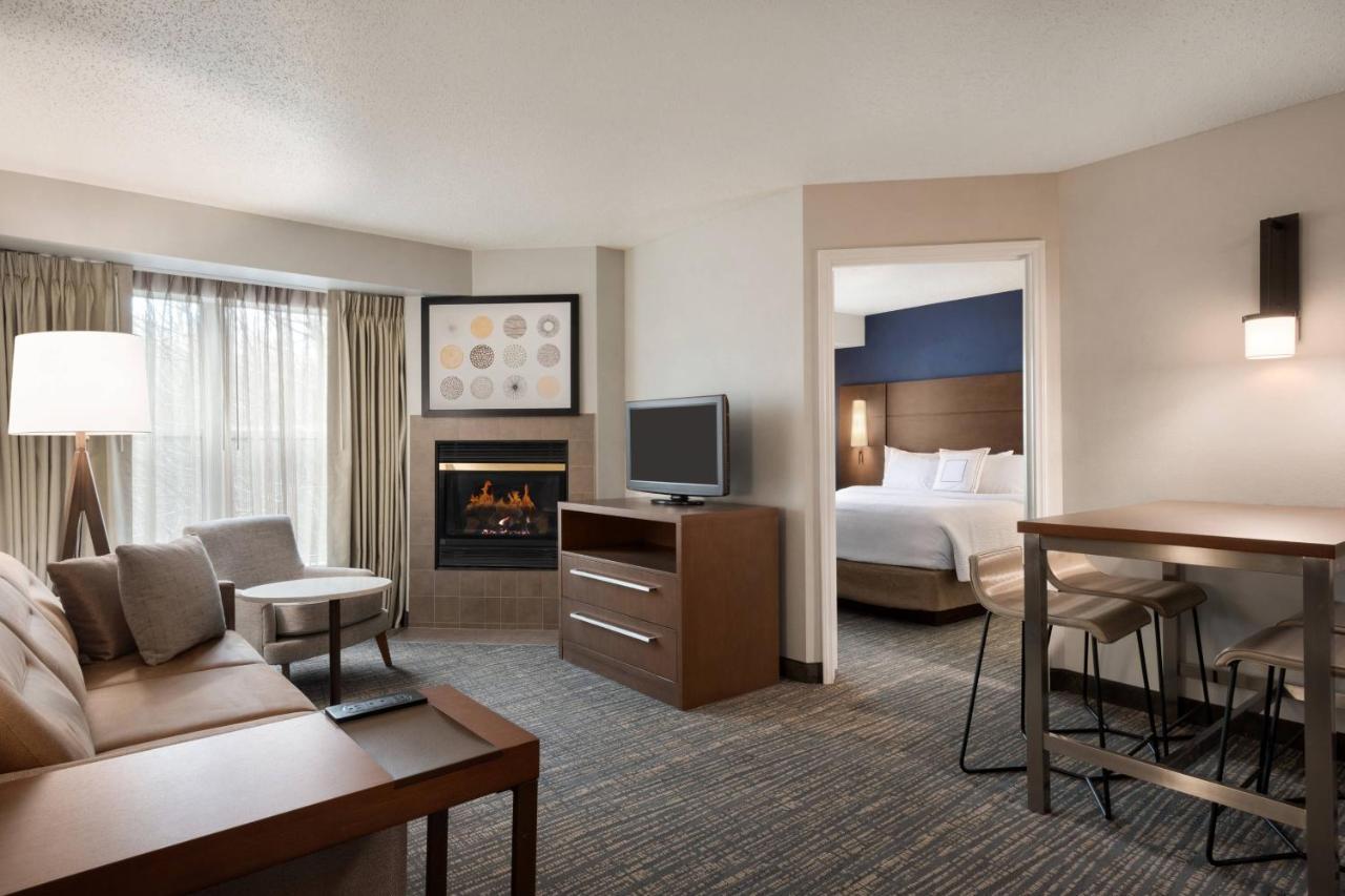 Residence Inn By Marriott West Springfield Eksteriør billede
