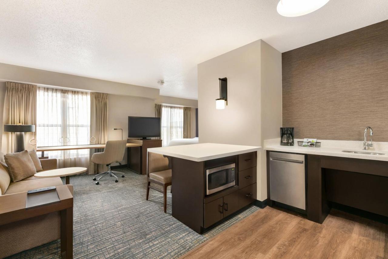 Residence Inn By Marriott West Springfield Eksteriør billede