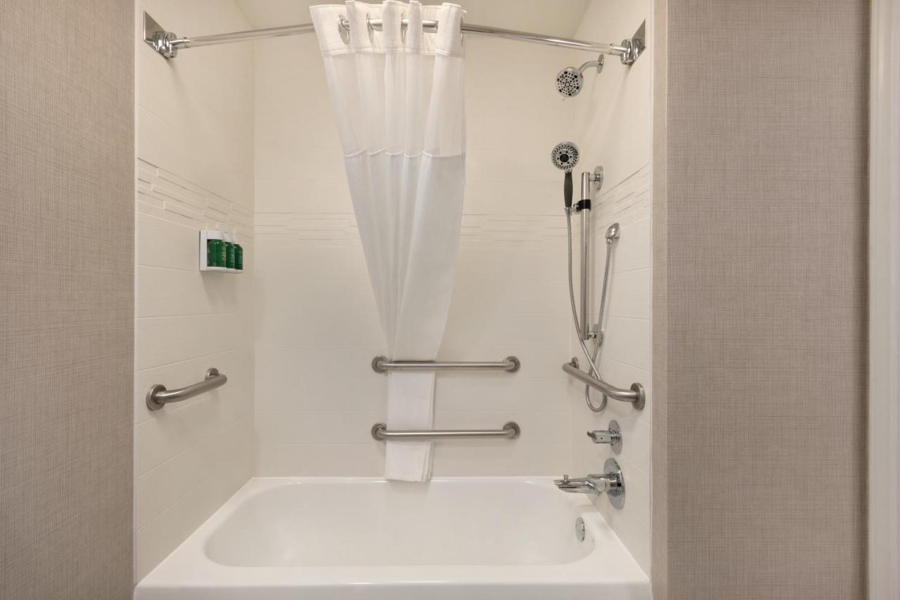 Residence Inn By Marriott West Springfield Eksteriør billede